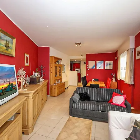 Lovely In With Kitchen דירה אוסטנדה